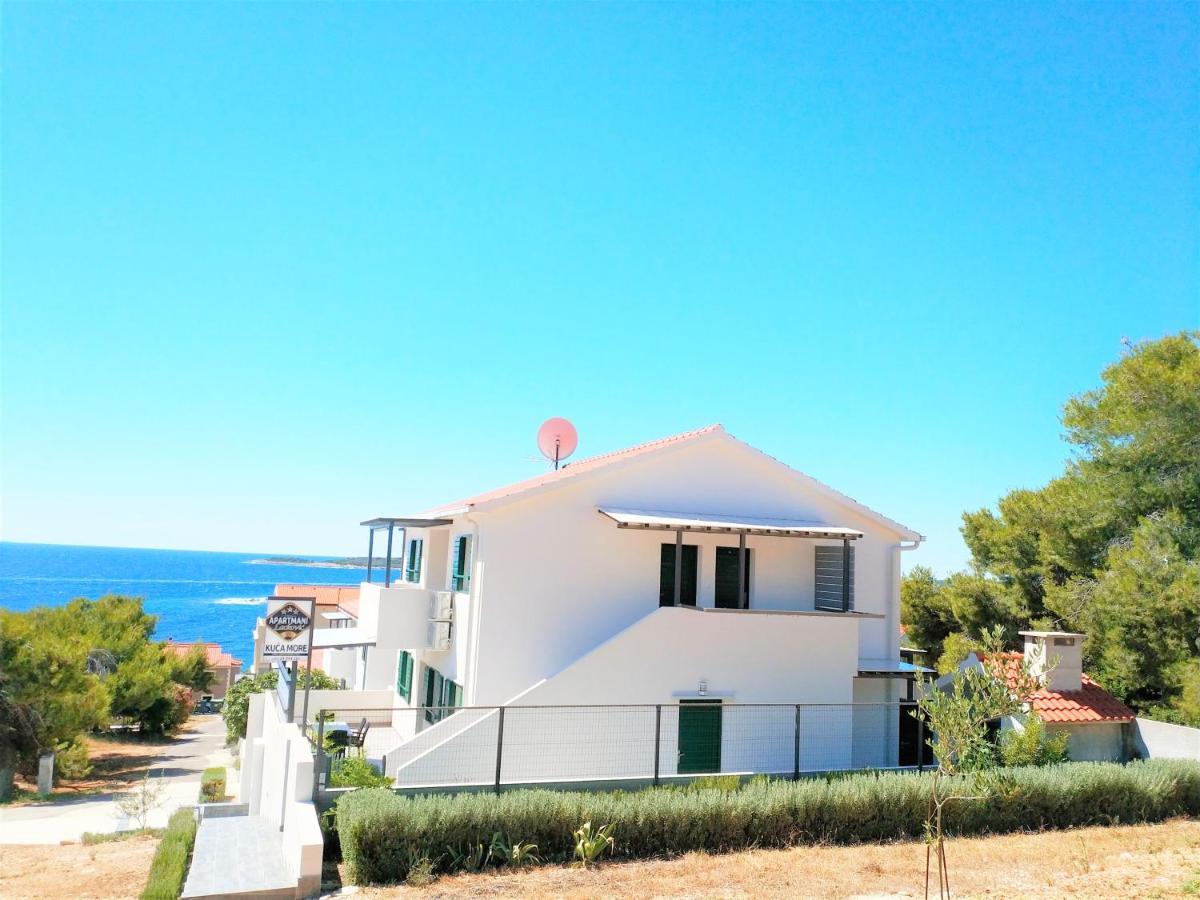 Apartments More Vis Bagian luar foto